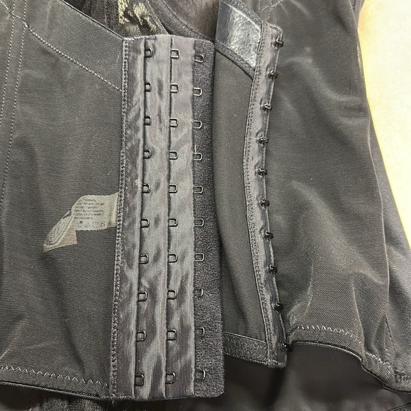 Maidenform Womens Floral Lace Strapless Push-Up Bustier, 38D, Black NWT - Picture 10 of 10